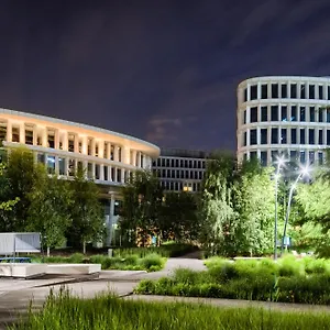 Sound Garden Airport 3* Varsavia